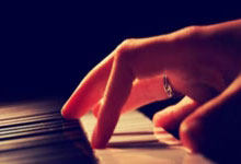 布莱顿大比分击败对手，提振信心